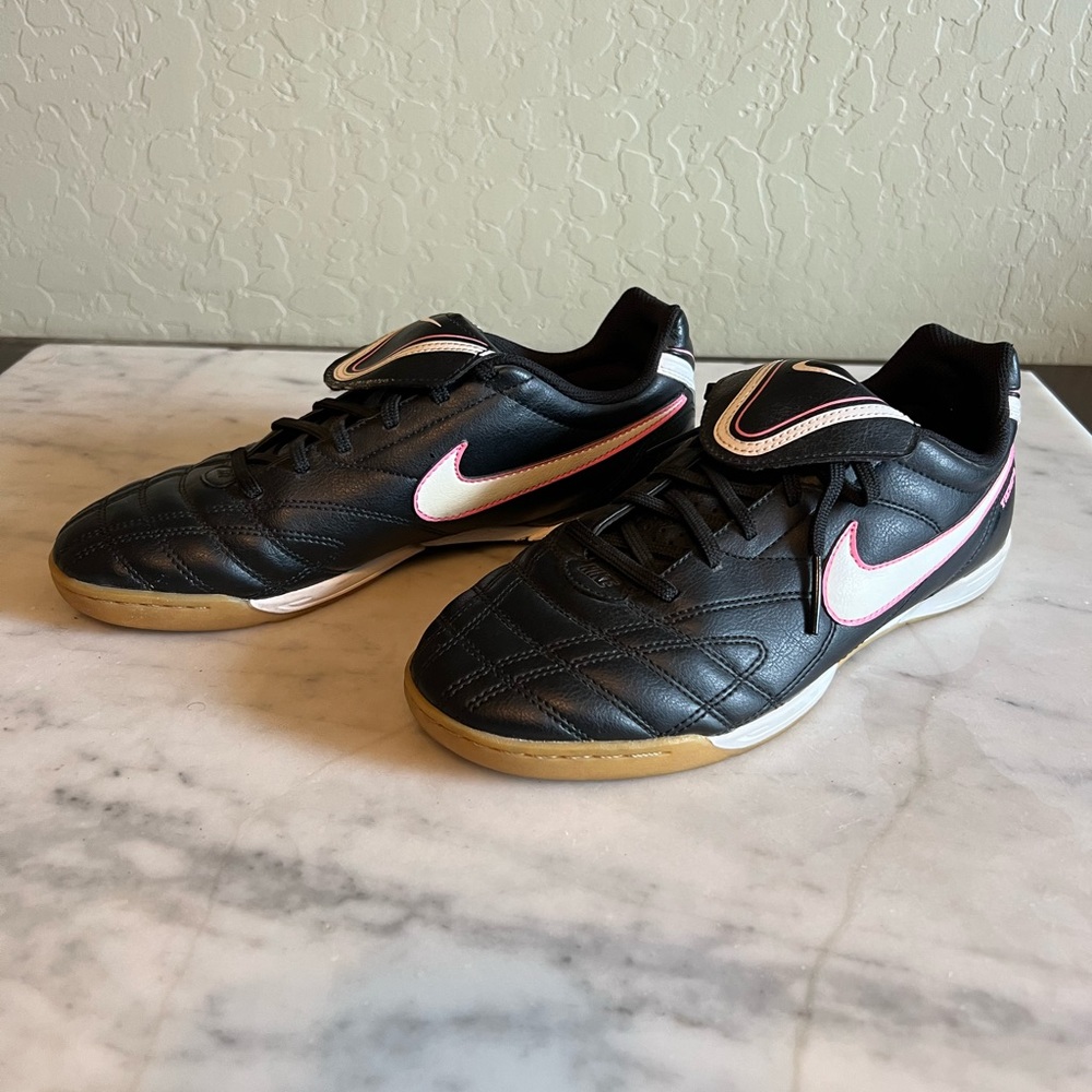 Nike Tiempo Indoor Soccer Shoes